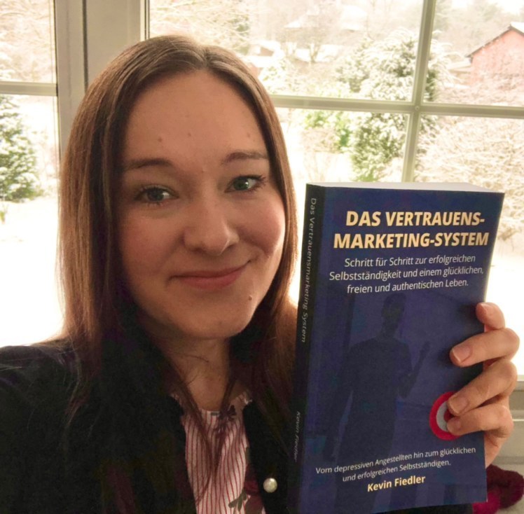 Darf ich nutzen Karina H KarinaMitVMBuch2